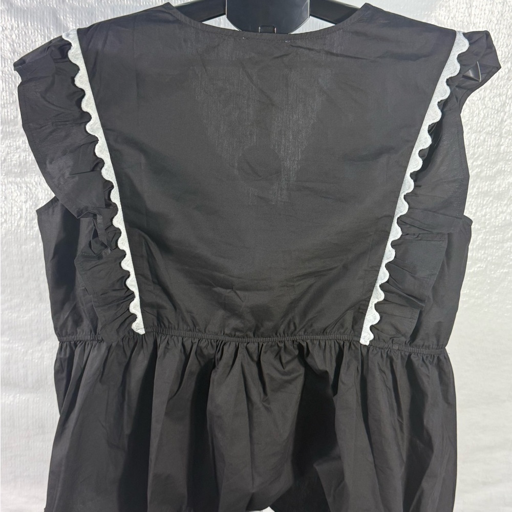 Black Ruffled V-Neck Top - Picture 3 of 4